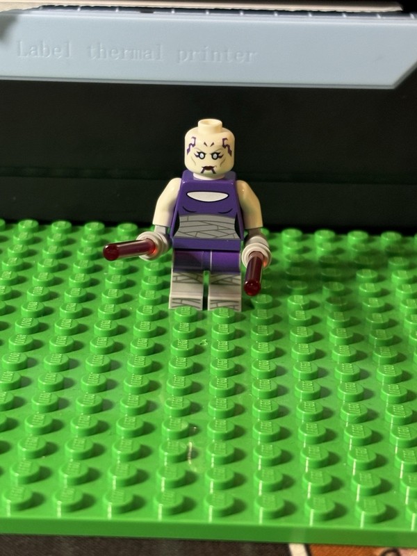LEGO Star Wars Asajj Ventress Minifigure SW1426