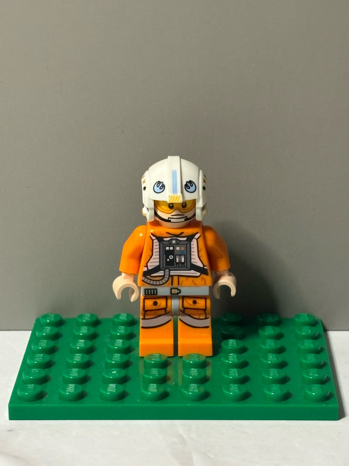 LEGO Star Wars Snowspeeder Pilot Minifigure sw0597
