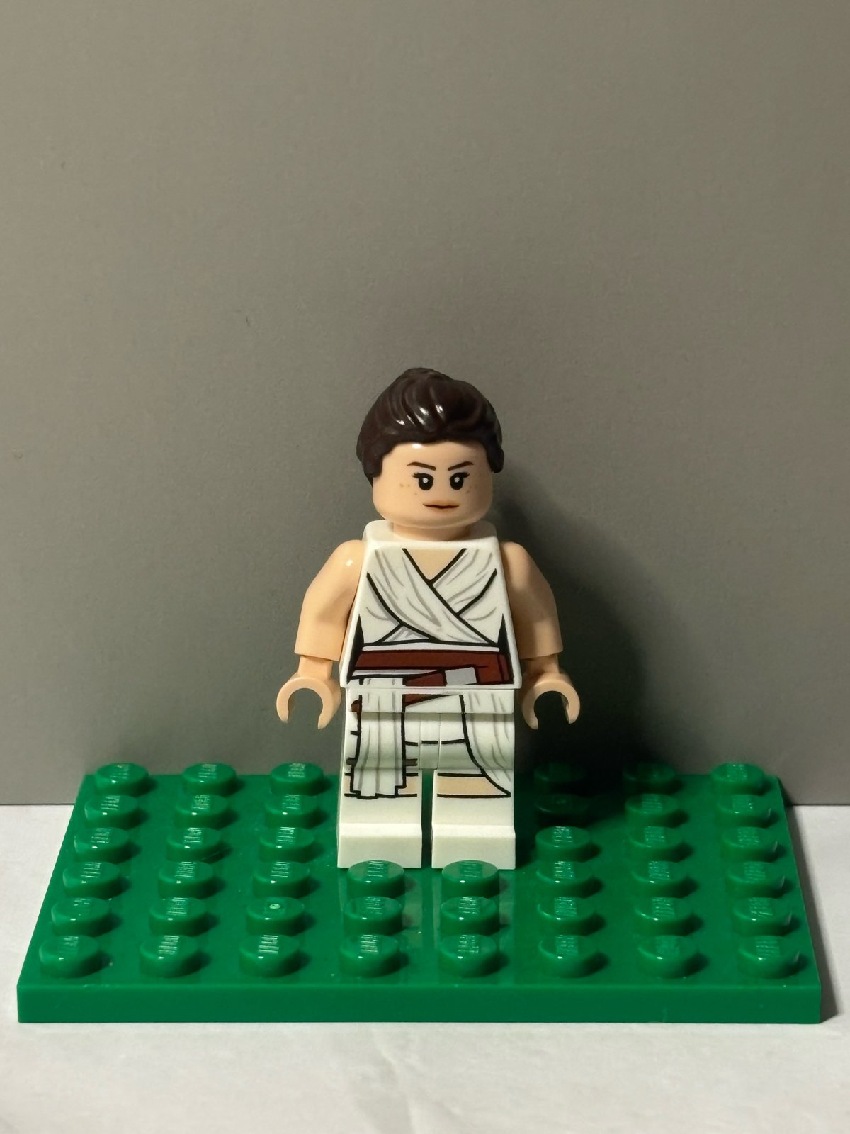 LEGO Star Wars Rey Minifigure sw1054