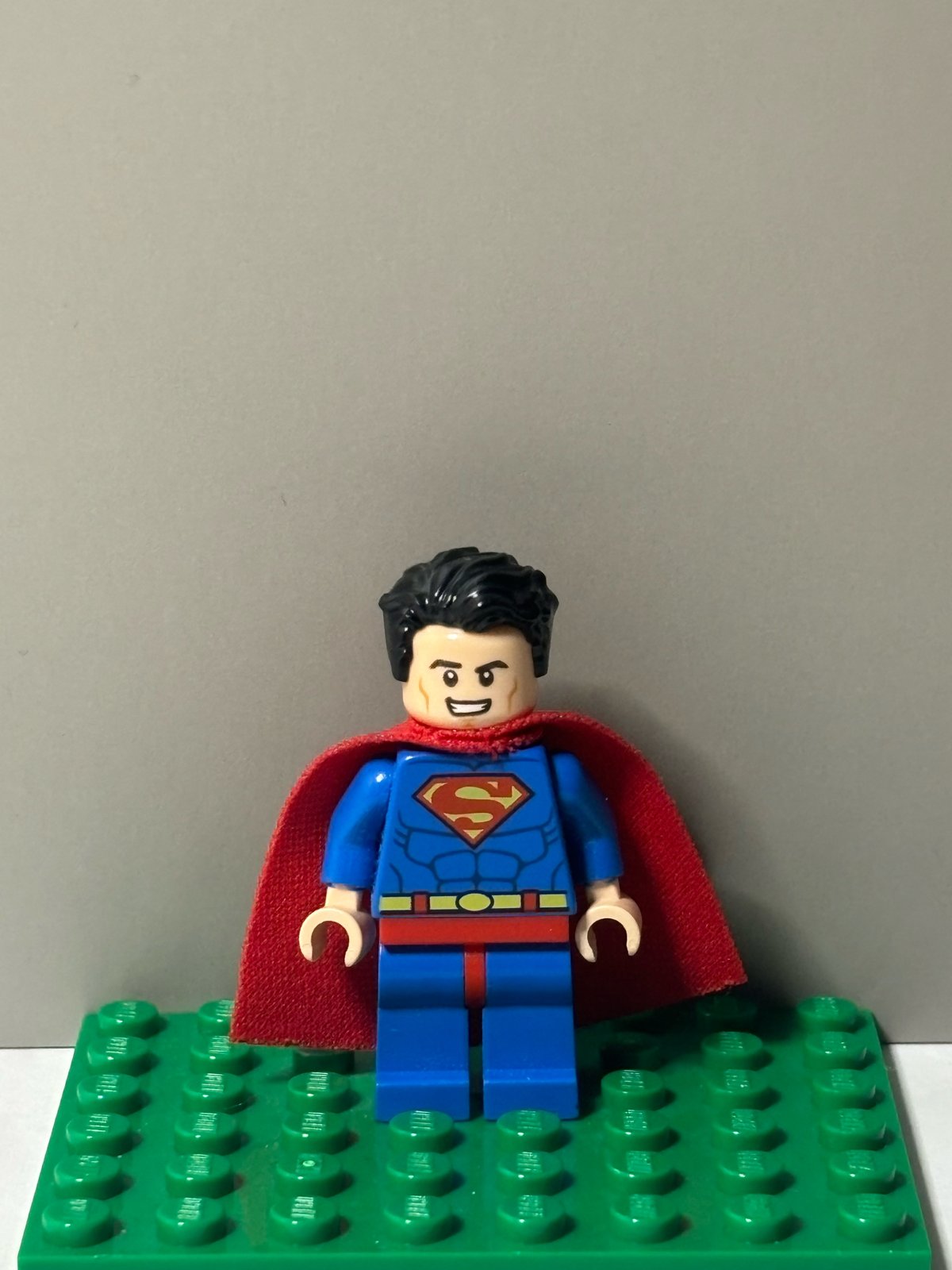 LEGO DC Super Heroes Superman Minifigure sh0489
