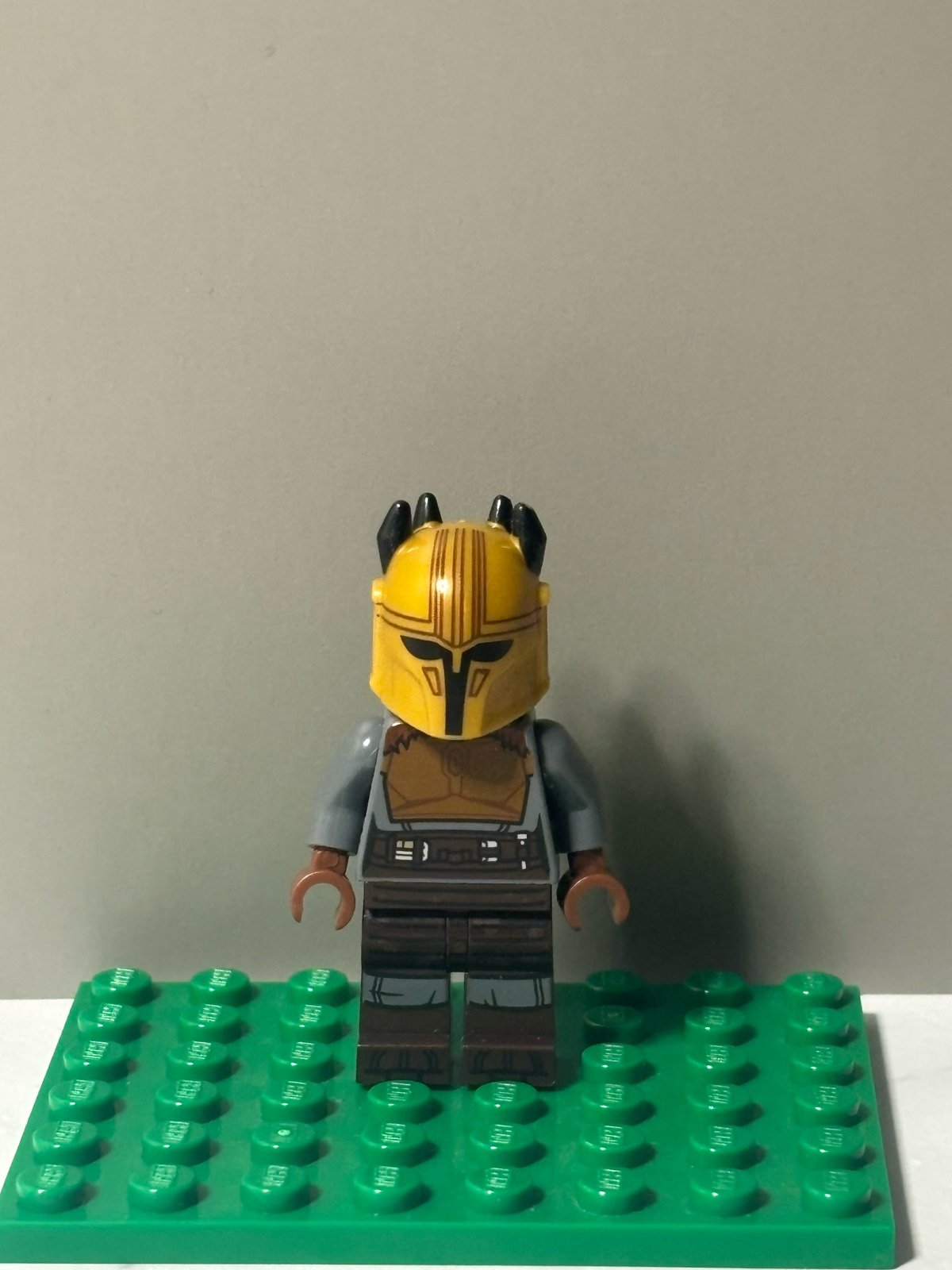 LEGO Star Wars The Armorer Minifigure sw1171 The Mandalorian