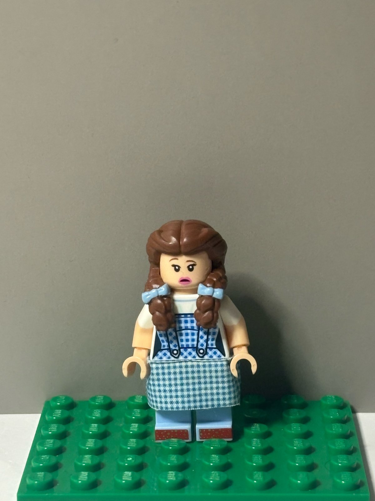 LEGO Movie 2 Dorothy Gale Minifigure tlm163 Wizard of Oz Face Wear