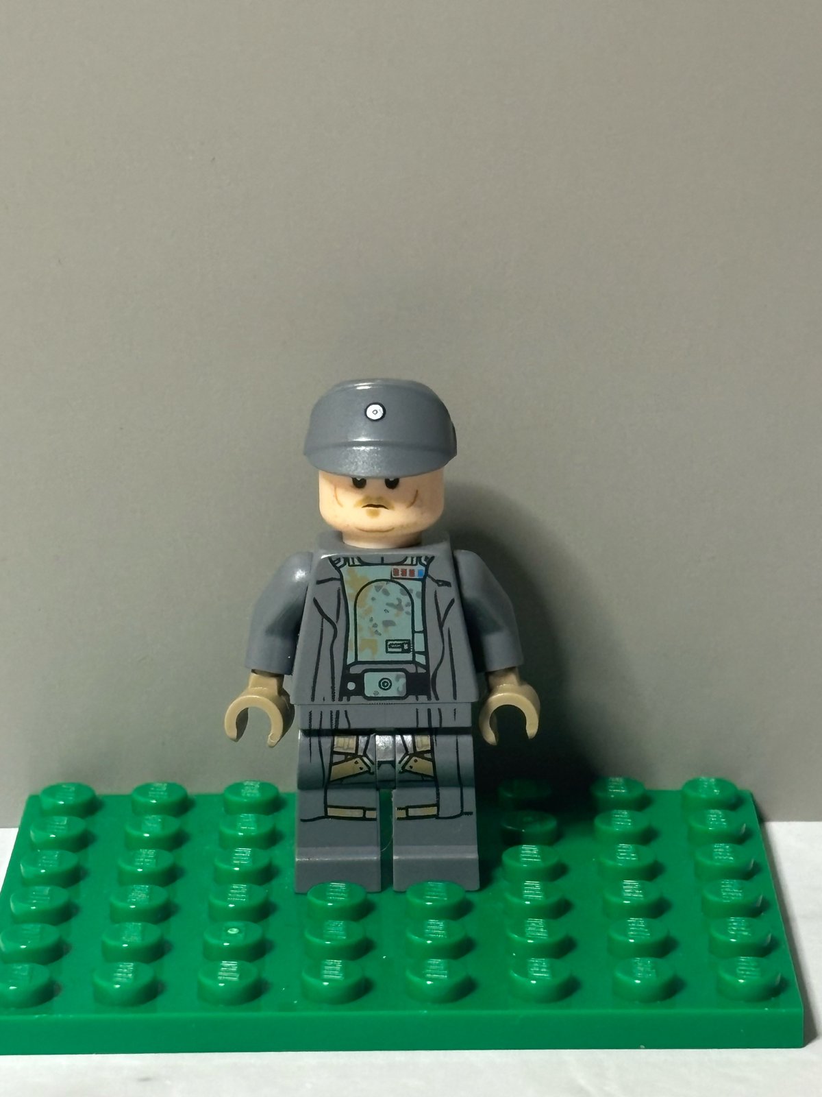 LEGO Star Wars Tobias Beckett Minifigure sw0919 Imperial Disguise